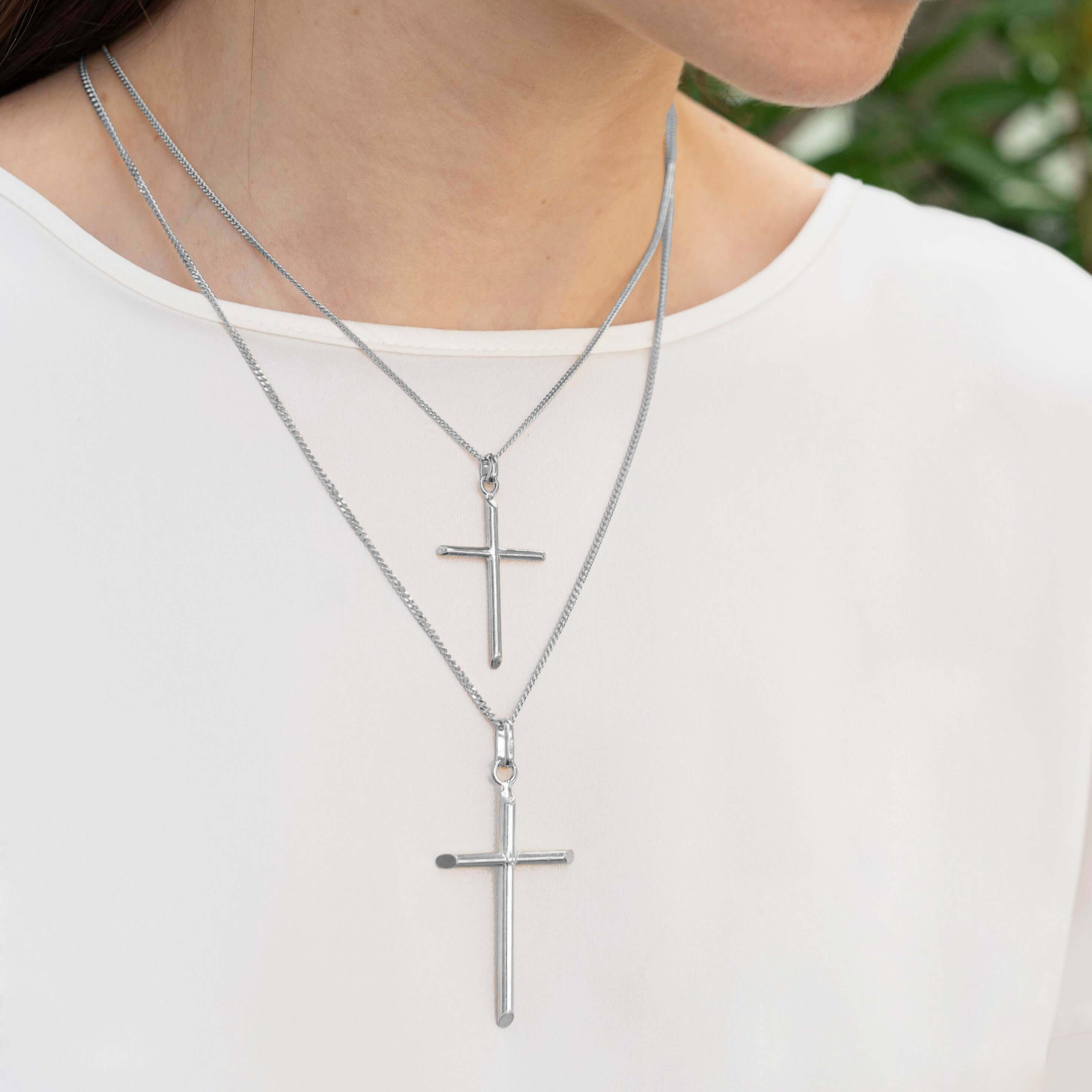 CLASSIC CROSS PENDANT - SILVER - Image 3