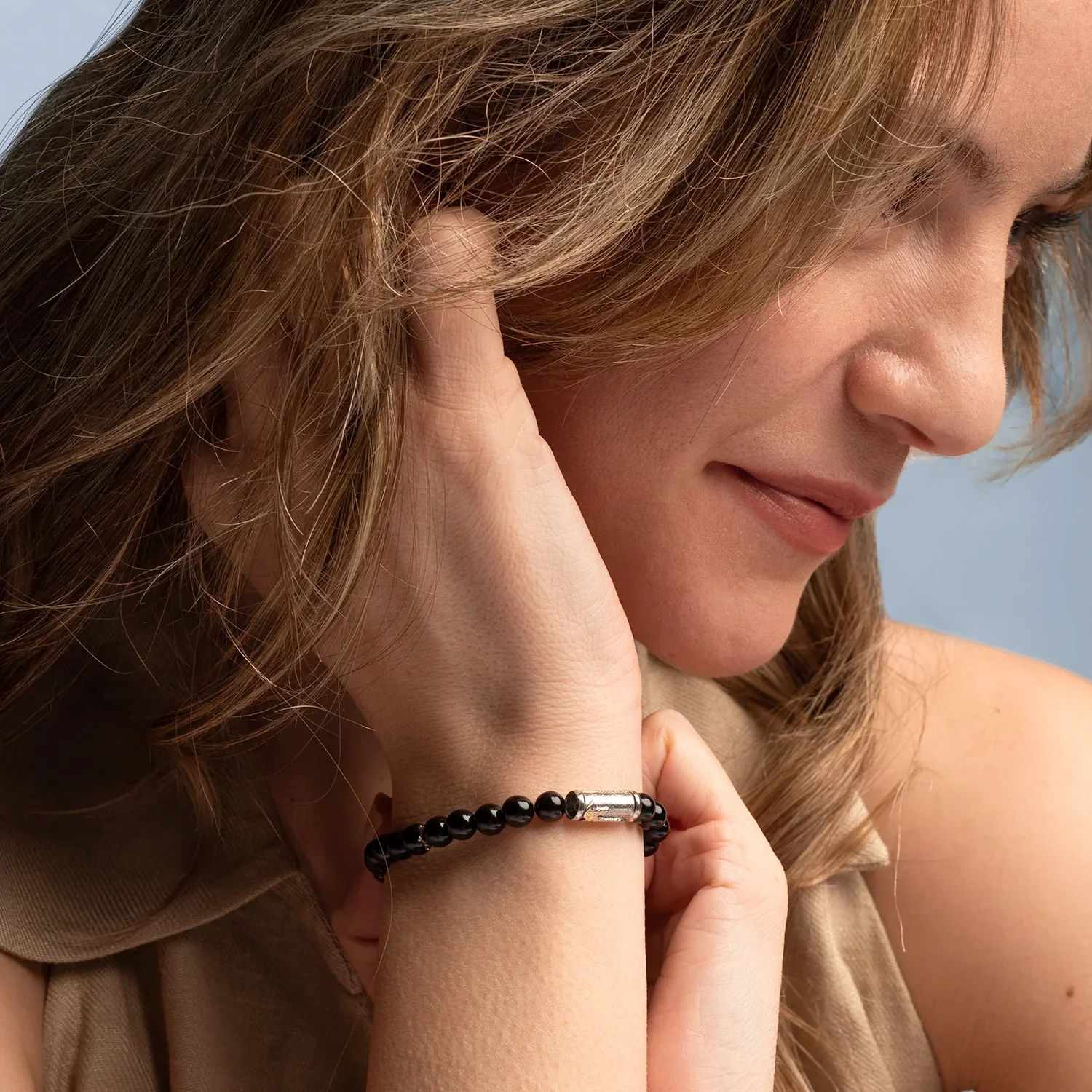 OUR LADY OF GRACE BRACELET - ONYX AND SILVER - Image 2